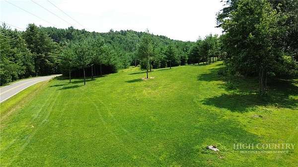 1.44 Acres of Residential Land for Sale in Jefferson, North Carolina