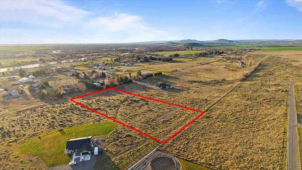 5.2 Acres of Land for Sale in West Richland, Washington