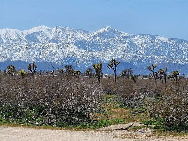 5 Acres of Residential Land for Sale in Victorville, California
