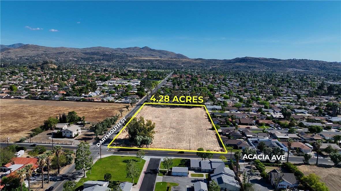 4.28 Acres of Residential Land for Sale in Hemet, California