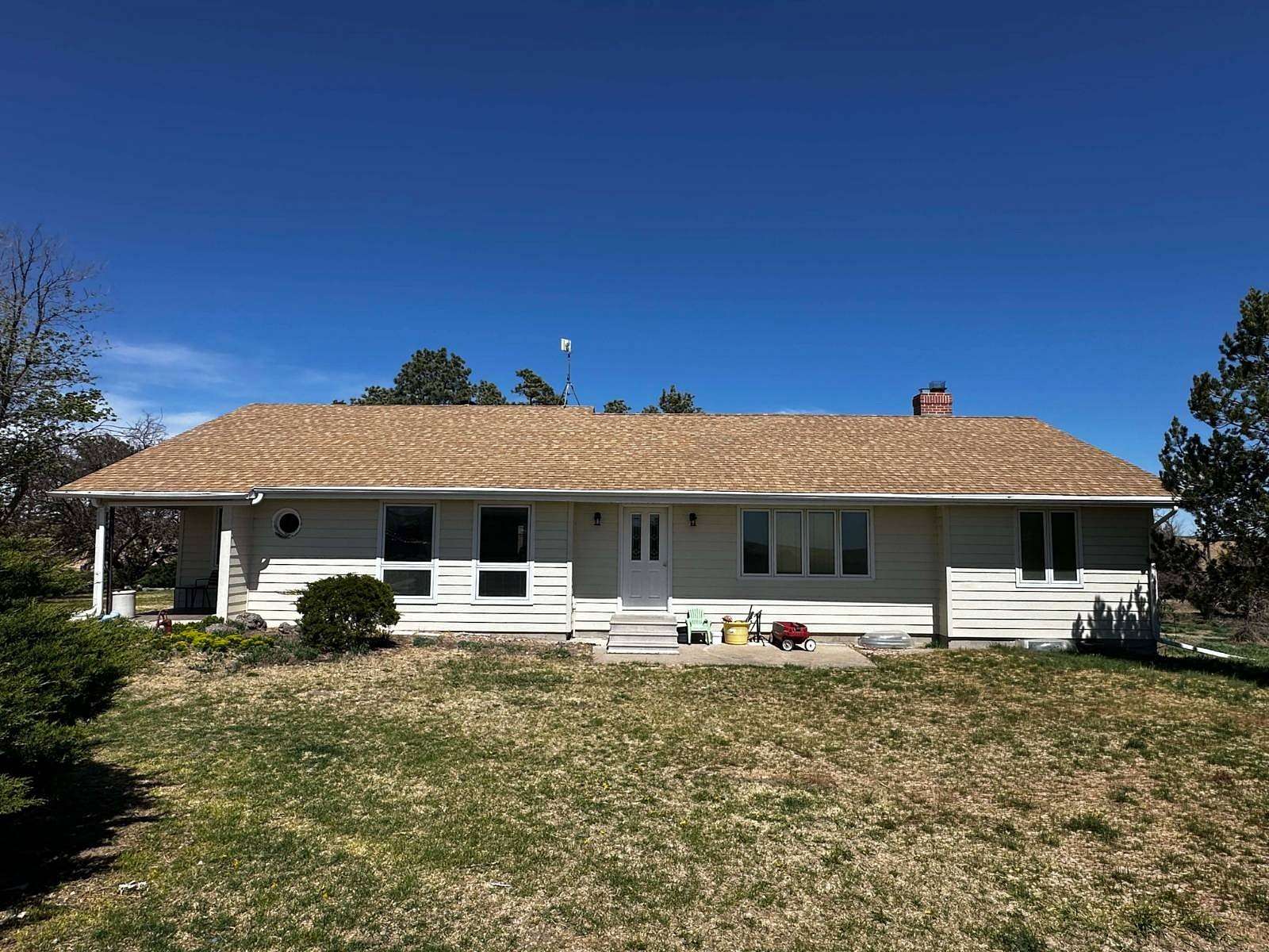 16.6 Acres of Land with Home for Sale in Wallace, Nebraska