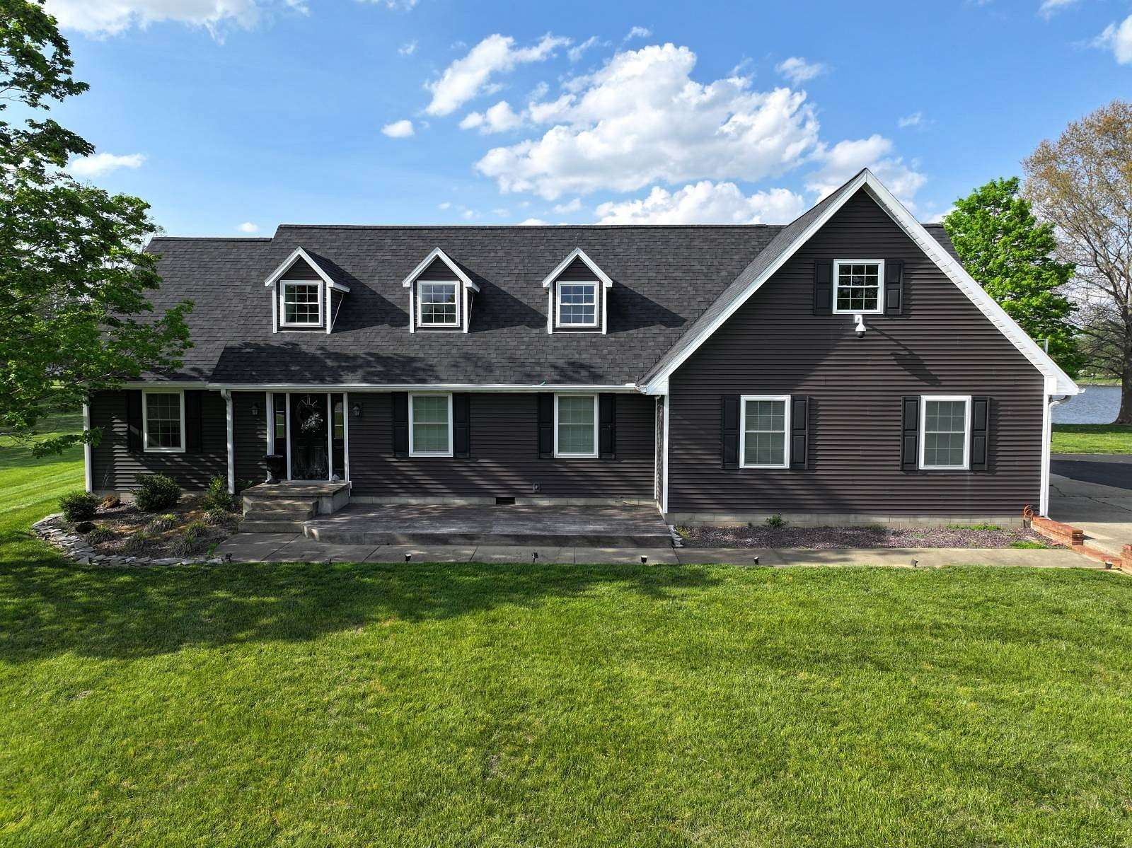 2 Acres of Land with Home for Sale in Albion, Illinois