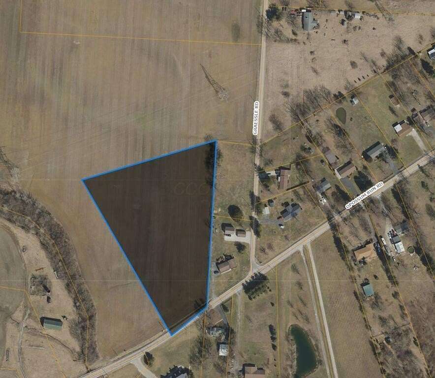 5 Acres of Residential Land for Sale in London, Ohio