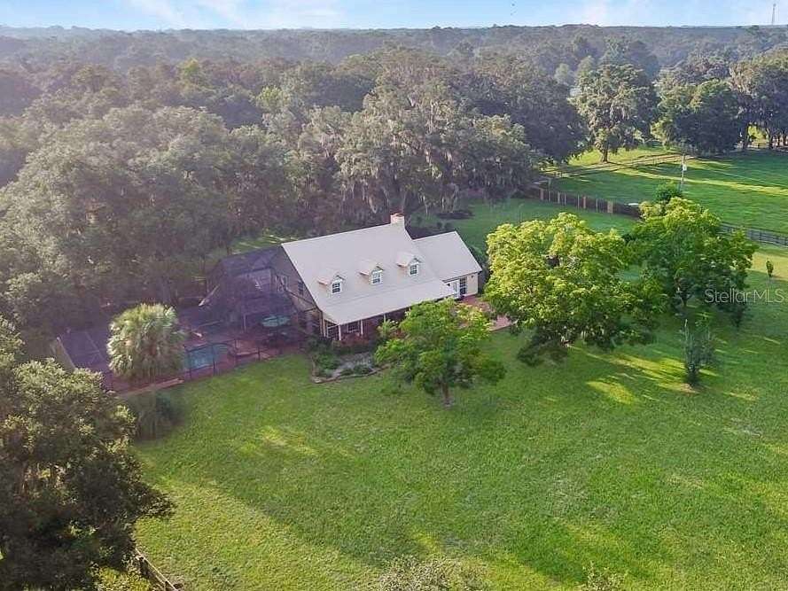 14 Acres of Land with Home for Sale in Trenton, Florida