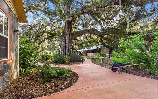 14 Acres of Land with Home for Sale in Trenton, Florida