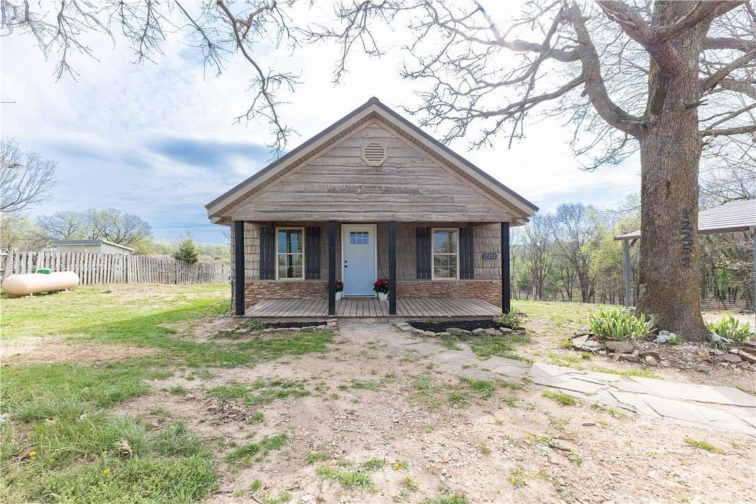 1.52 Acres of Land with Home for Sale in Lowell, Arkansas