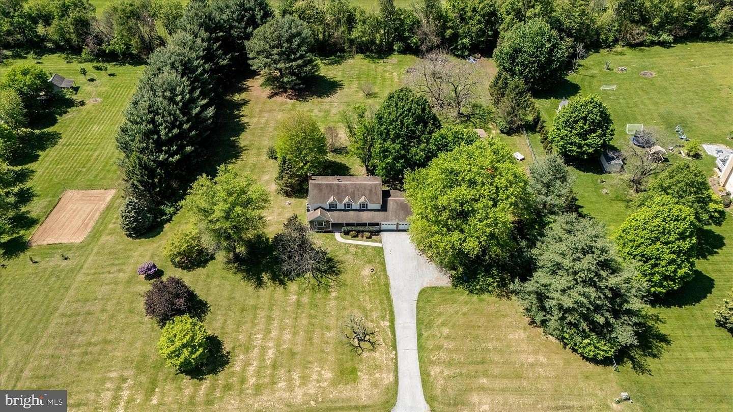 3 Acres of Land with Home for Sale in Knoxville, Maryland