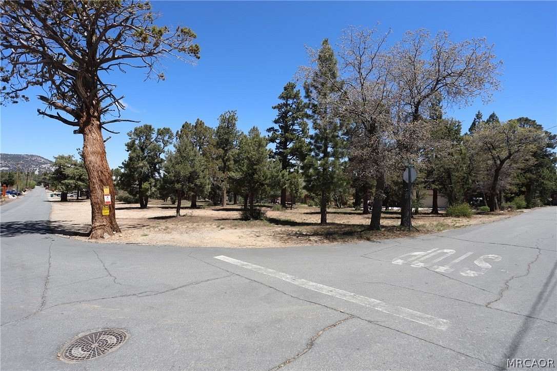 0.44 Acres of Land for Sale in Sugarloaf, California