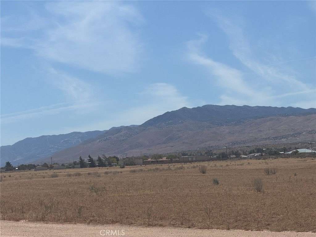 4.67 Acres of Residential Land for Sale in Apple Valley, California
