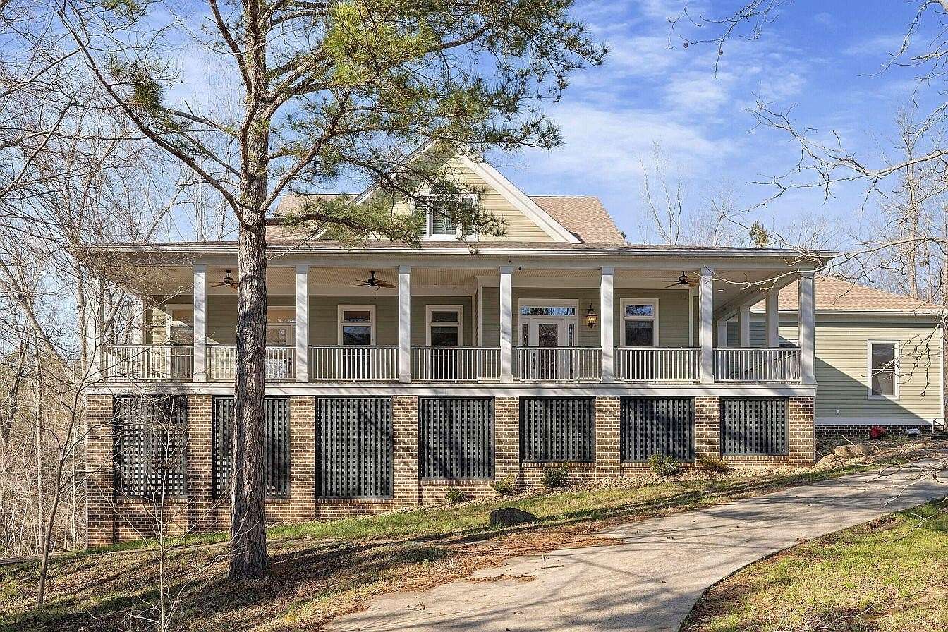 1.75 Acres of Land with Home for Sale in North Augusta, South Carolina