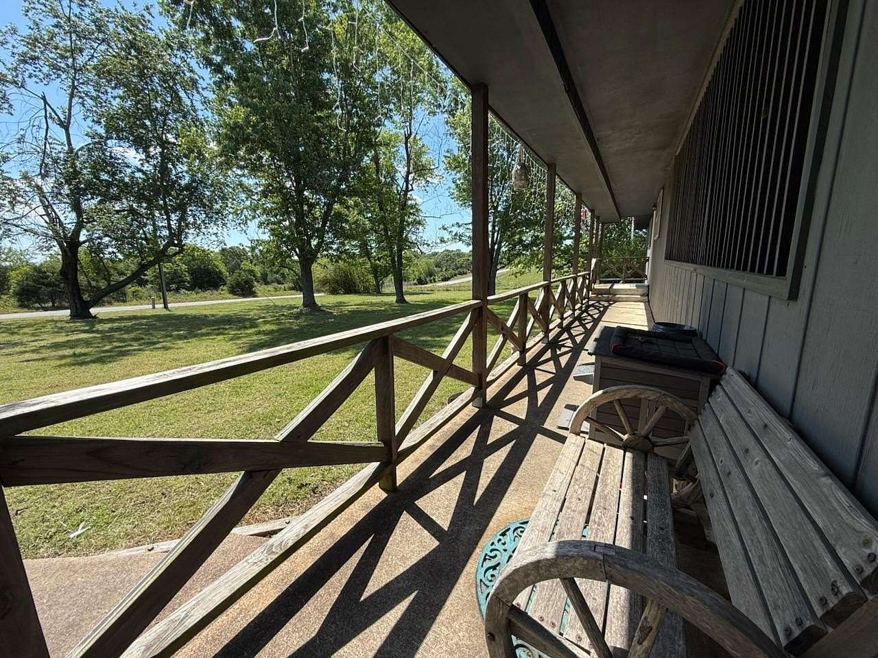 40 Acres of Agricultural Land with Home for Sale in Mammoth Spring, Arkansas