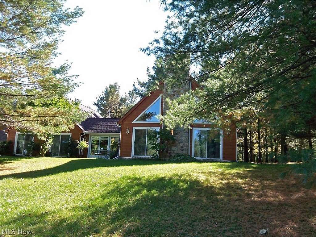15.3 Acres of Land with Home for Lease in Burton, Ohio