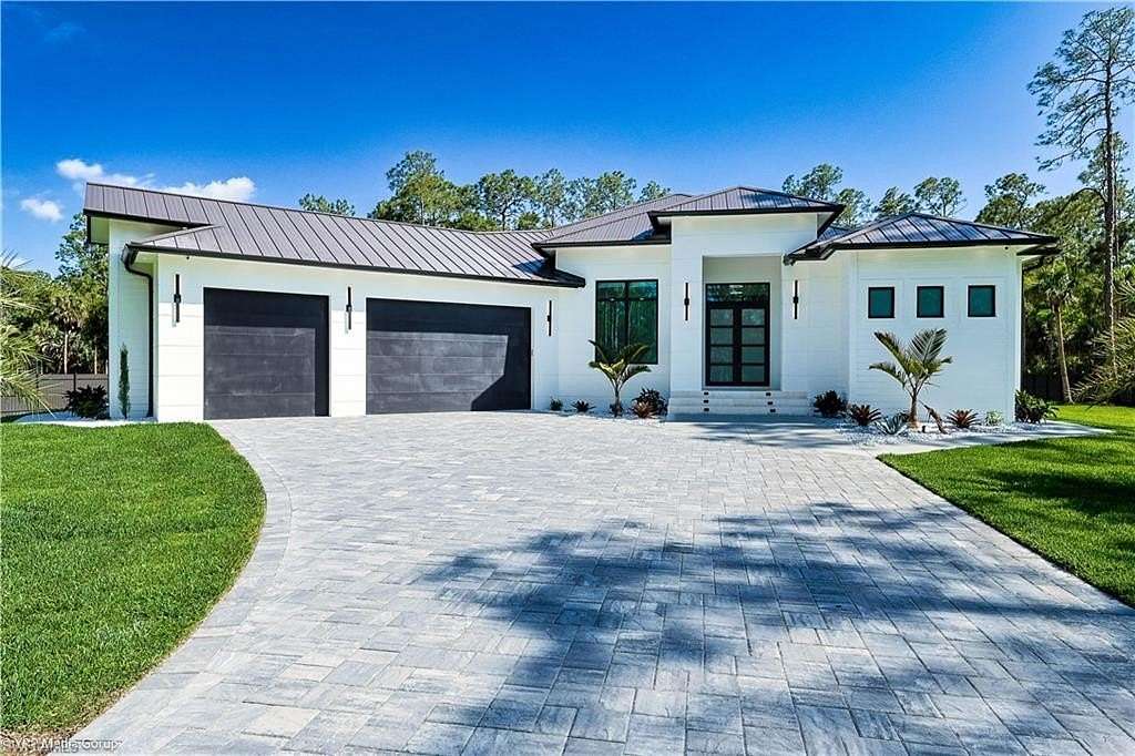 2.58 Acres of Land with Home for Sale in Naples, Florida