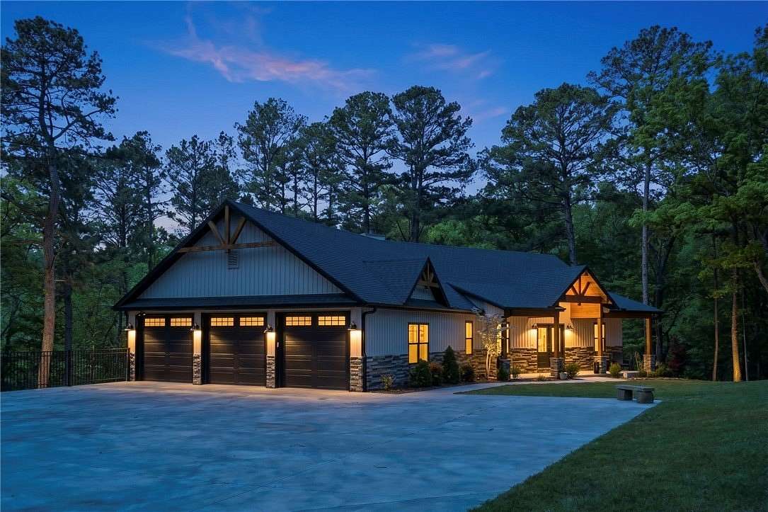 2.39 Acres of Land with Home for Sale in Bella Vista, Arkansas