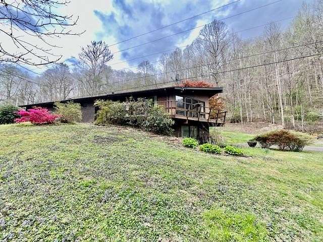 8.6 Acres of Land with Home for Sale in Pikeville, Kentucky