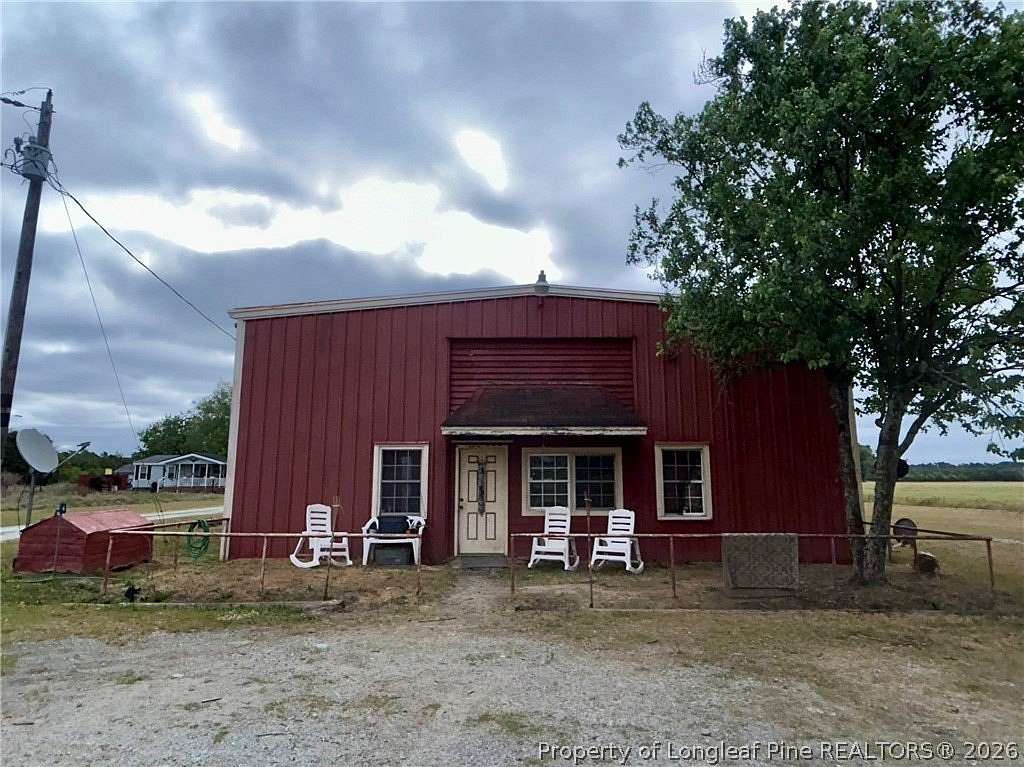 1 Acre of Mixed-Use Land for Sale in Red Springs, North Carolina