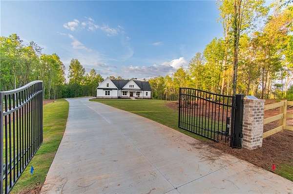 5.58 Acres of Land with Home for Sale in Fairmount, Georgia