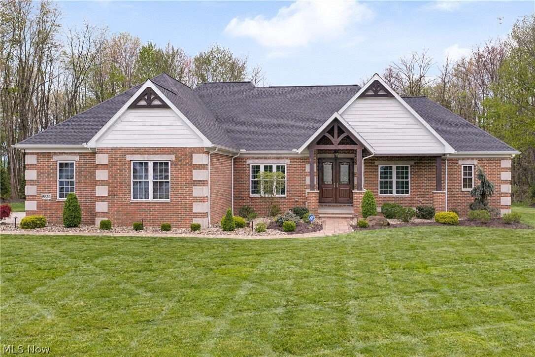 2.5 Acres of Land with Home for Sale in Wadsworth, Ohio