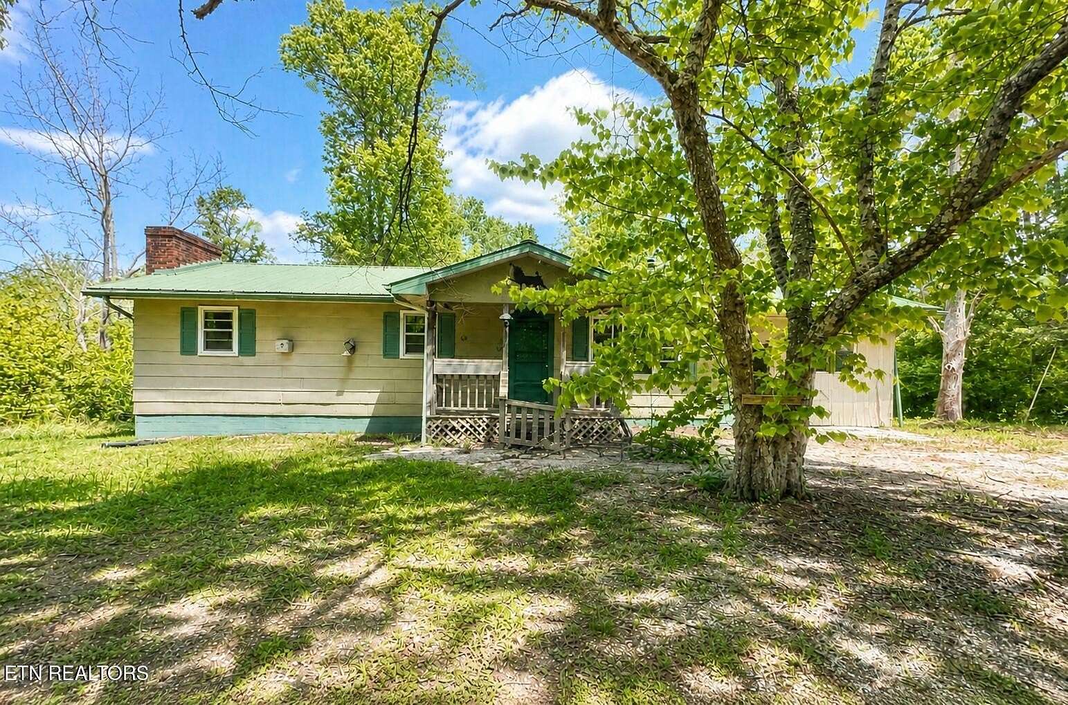 1.5 Acres of Land with Home for Sale in Jamestown, Tennessee