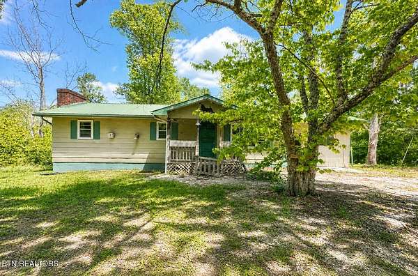 1.5 Acres of Land with Home for Sale in Jamestown, Tennessee
