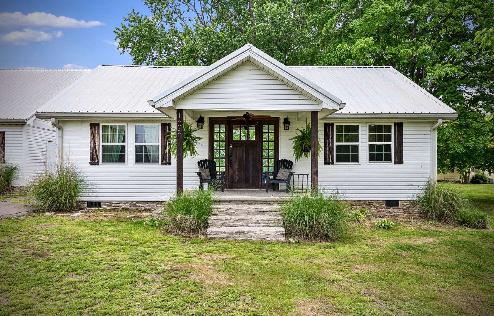 1.7 Acres of Land with Home for Sale in Ethridge, Tennessee