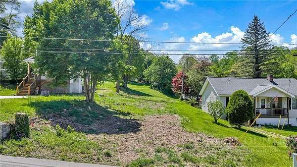0.16 Acres of Residential Land for Sale in West Jefferson, North Carolina