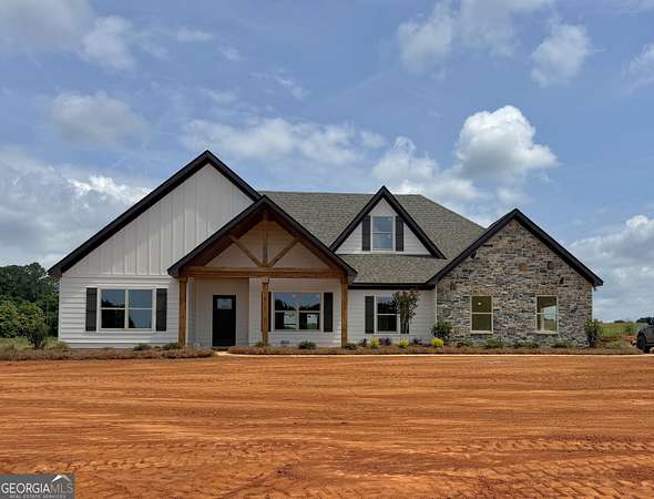 5.52 Acres of Land with Home for Sale in Williamson, Georgia