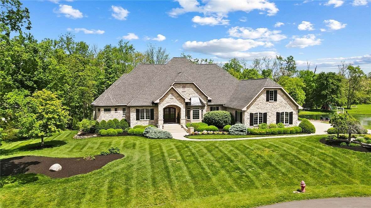 2.39 Acres of Land with Home for Sale in Clearcreek Township, Ohio