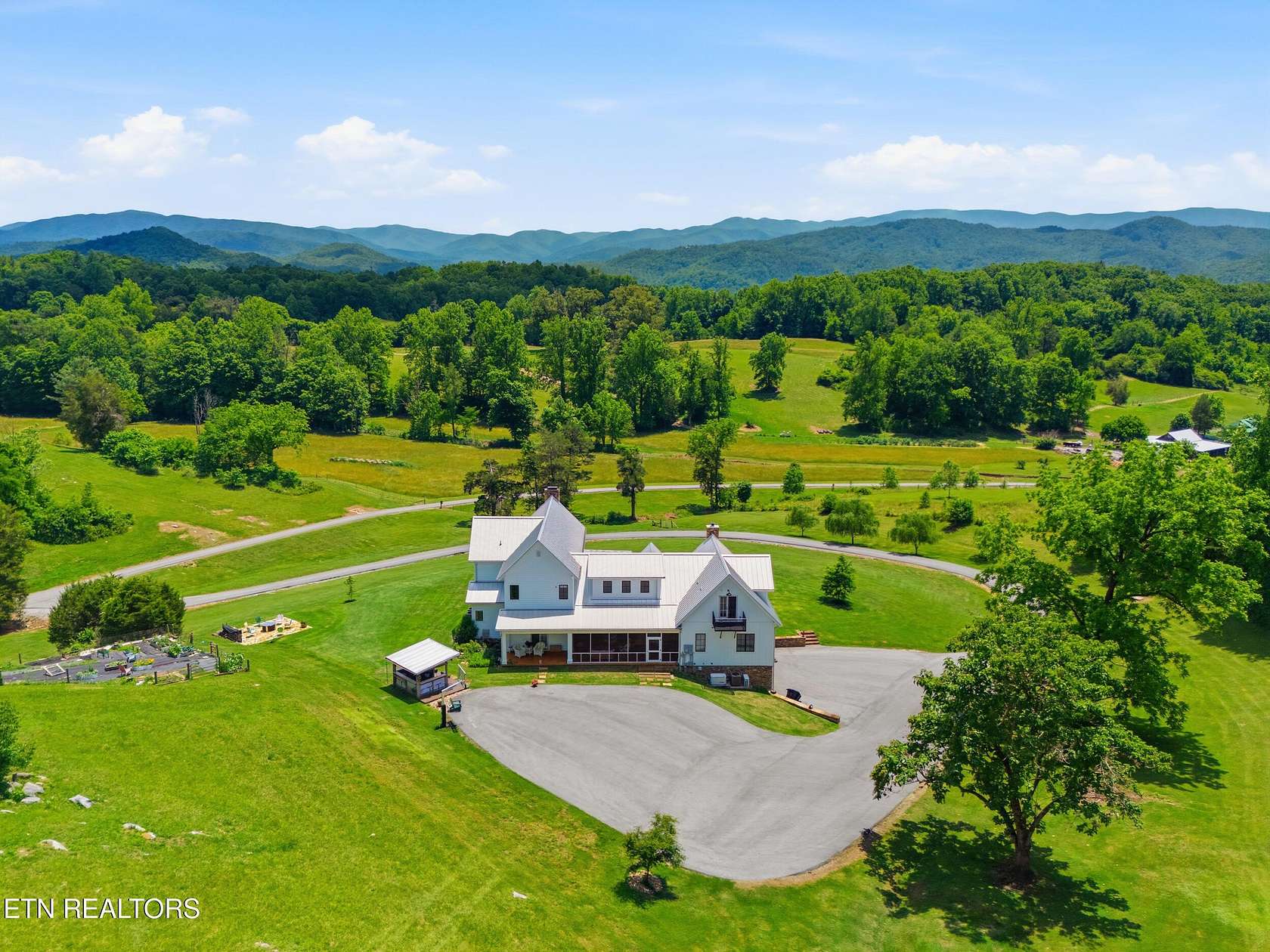 118 Acres of Land with Home for Sale in Townsend, Tennessee