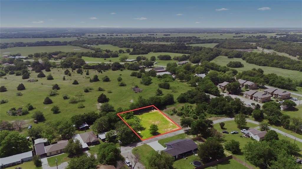 0.32 Acres of Residential Land for Sale in Wolfe City, Texas