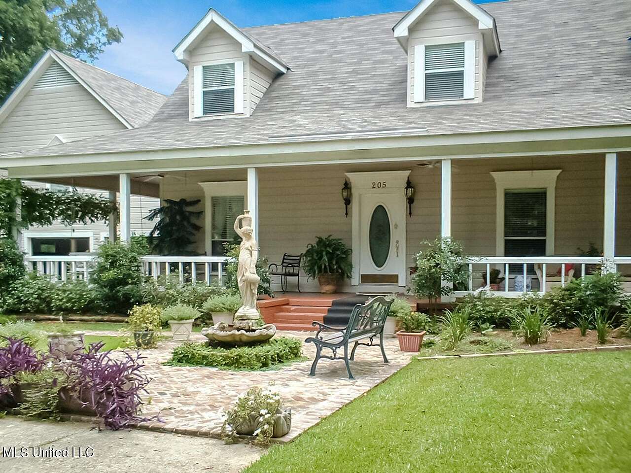 3.4 Acres of Land with Home for Sale in New Hebron, Mississippi