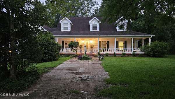3.4 Acres of Land with Home for Sale in New Hebron, Mississippi