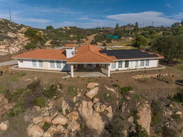 17.9 Acres of Land with Home for Auction in Fallbrook, California
