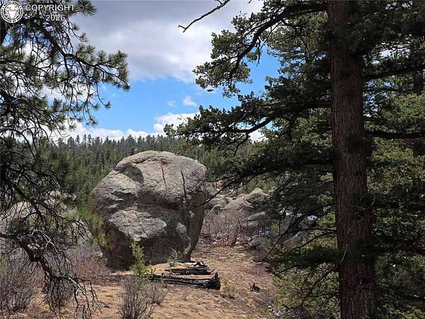 10 Acres of Recreational Land for Sale in Cotopaxi, Colorado