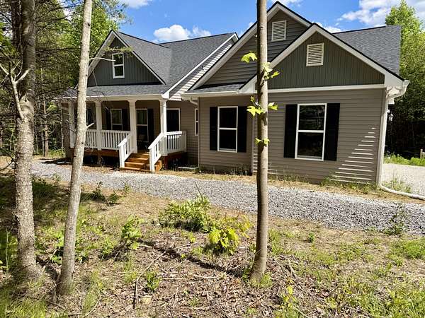 5 Acres of Land with Home for Sale in Dunlap, Tennessee