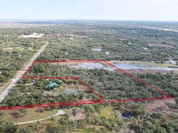 8.29 Acres of Residential Land for Sale in Rockport, Texas
