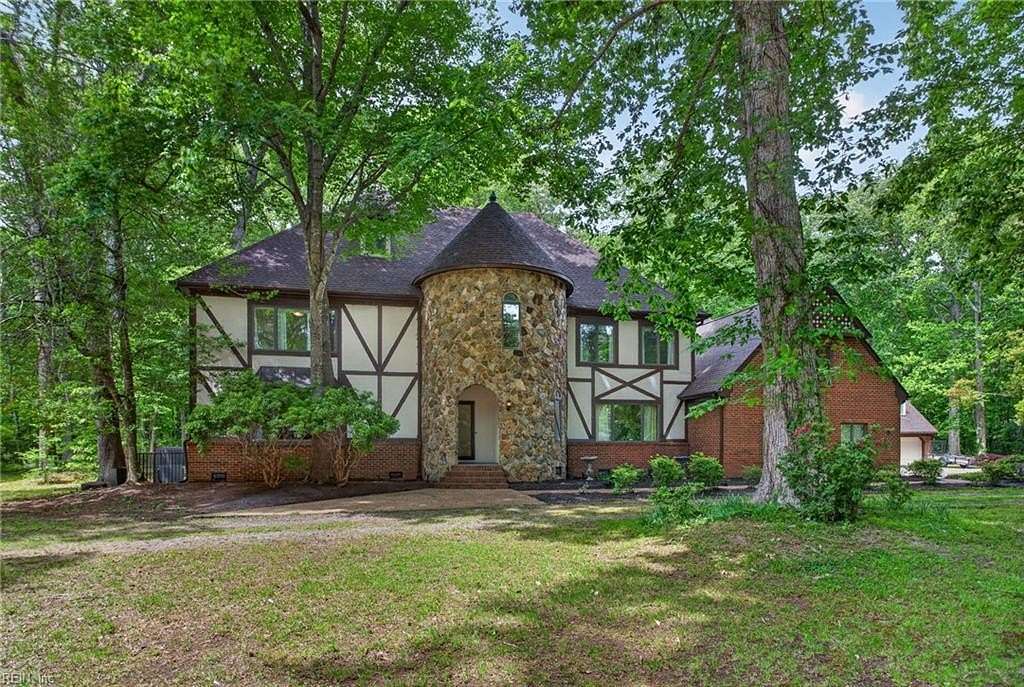 3 Acres of Land with Home for Sale in Chesapeake, Virginia