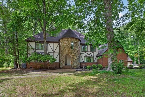 3 Acres of Land with Home for Sale in Chesapeake, Virginia