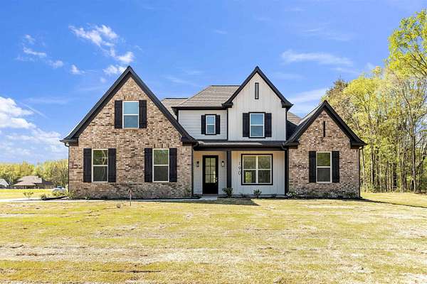 1.7 Acres of Land with Home for Sale in Byhalia, Mississippi