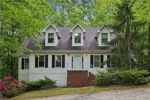 5 Acres of Land with Home for Sale in Gloucester, Virginia