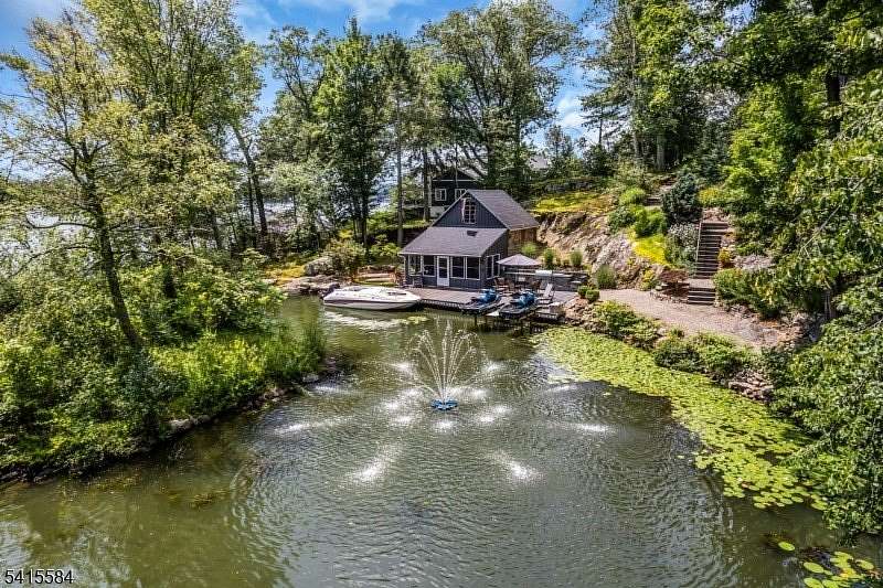2.52 Acres of Land with Home for Sale in Hopatcong, New Jersey