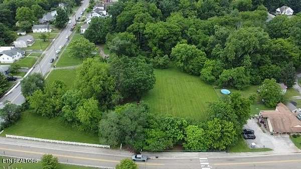 5 Acres of Commercial Land for Sale in Maryville, Tennessee