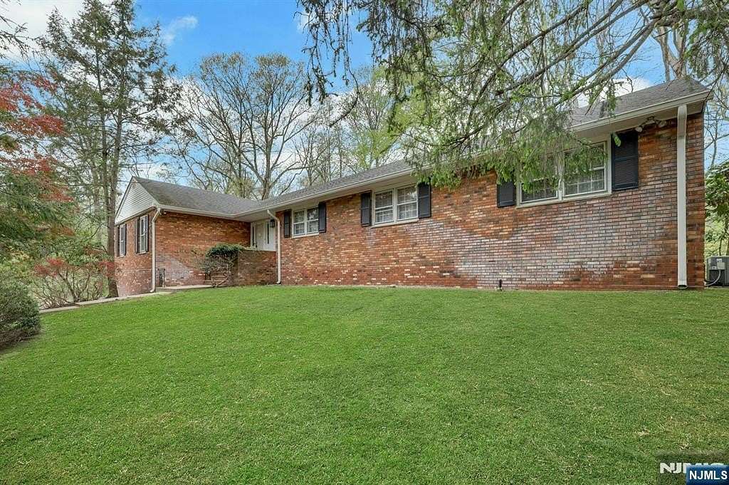 1.75 Acres of Land with Home for Sale in Franklin Lakes, New Jersey