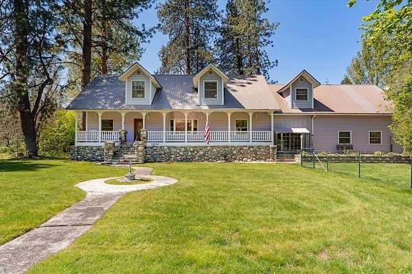 20 Acres of Recreational Land with Home for Sale in Fort Jones, California