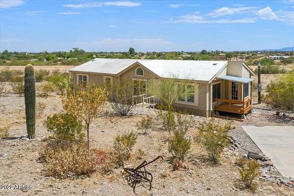 2.77 Acres of Land with Home for Lease in Maricopa, Arizona
