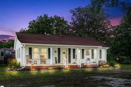 41 Acres of Land with Home for Sale in Laurens, South Carolina