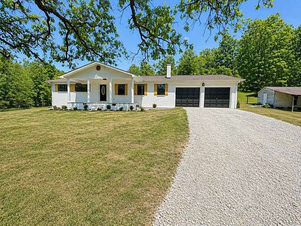 3.25 Acres of Land with Home for Sale in Ten Mile, Tennessee