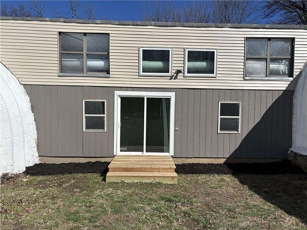 3 Acres of Land with Home for Sale in St. Joseph, Missouri