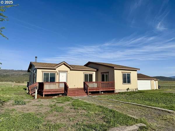 79 Acres of Land with Home for Sale in Lakeview, Oregon