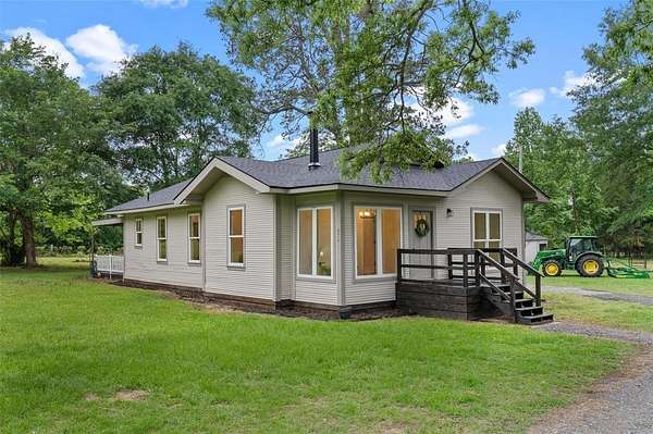 5.29 Acres of Land with Home for Sale in Keithville, Louisiana